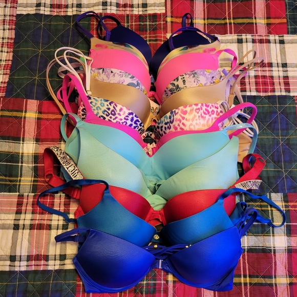 34C bras - Picture 2 of 3